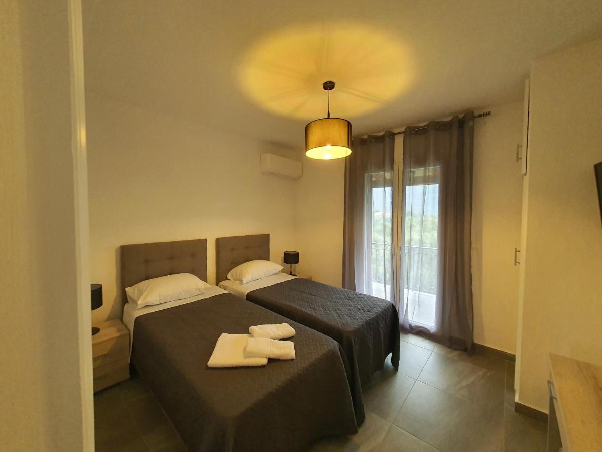 Bella De Lux Residence 卡托克拉克阿纳 外观 照片